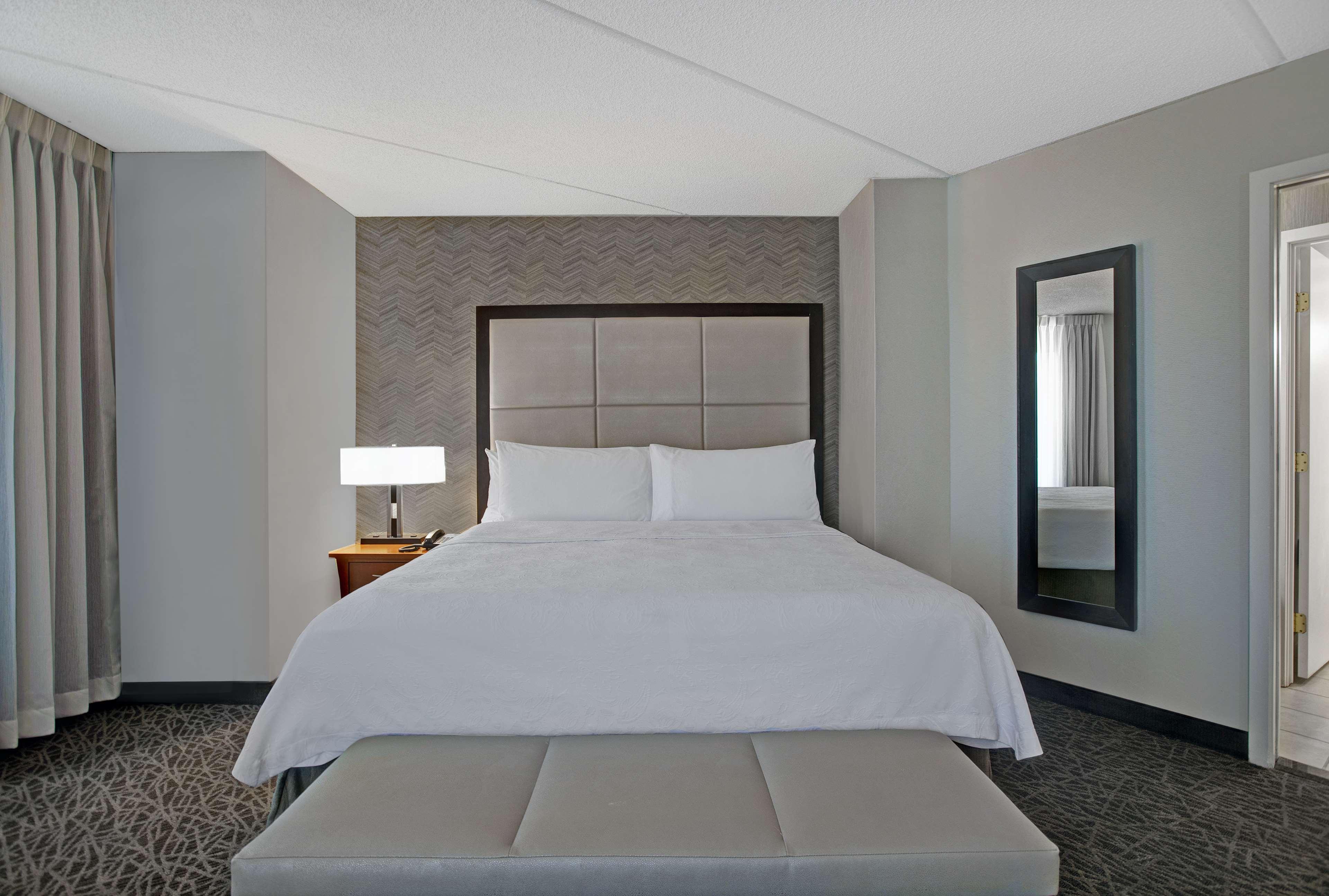 Homewood Suites By Hilton Chicago-Lincolnshire Bagian luar foto