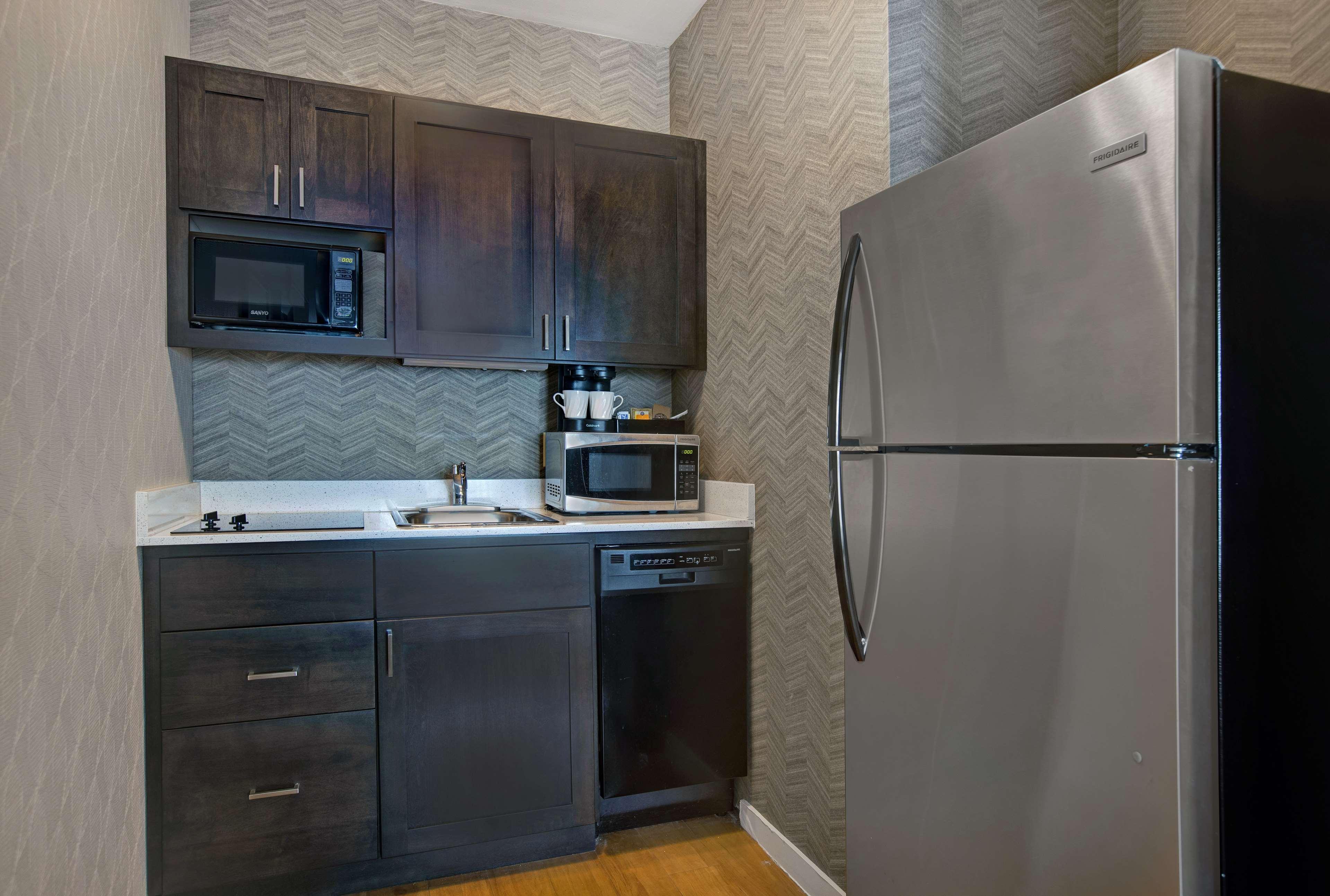 Homewood Suites By Hilton Chicago-Lincolnshire Bagian luar foto