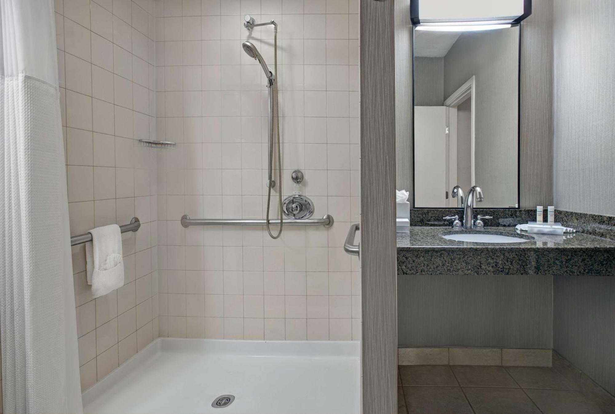 Homewood Suites By Hilton Chicago-Lincolnshire Bagian luar foto